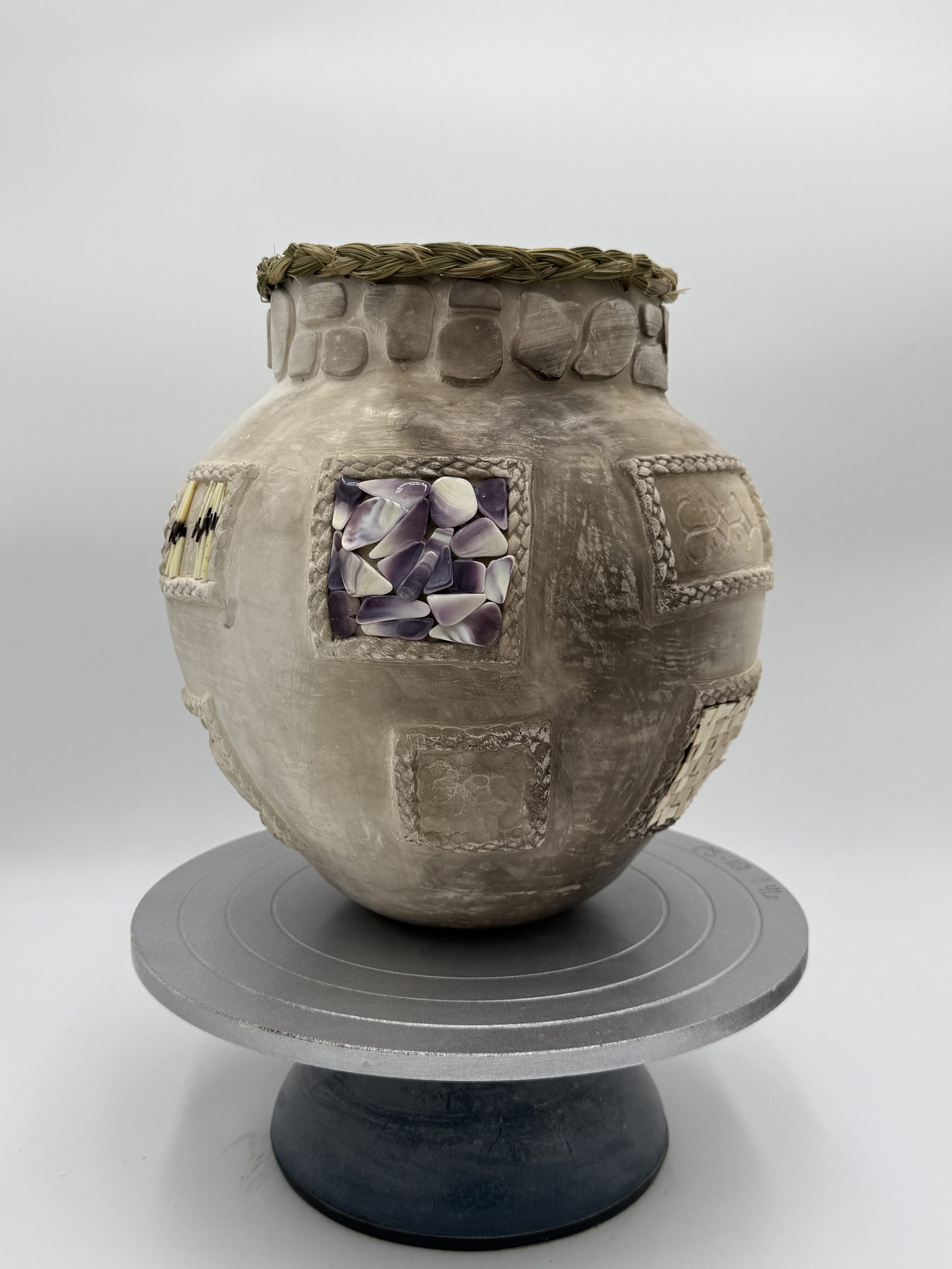 Tan Tleyawi - Image 3